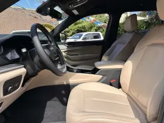 Jeep Grand Cherokee L 2023 4x4 Limited 4p SUV