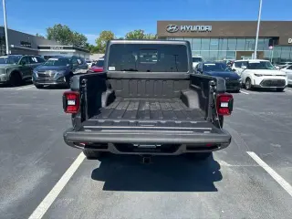 Jeep Gladiator 2021 4x4 de Altitude Alta 4p. Cabina Doble 5.0 pies. BA