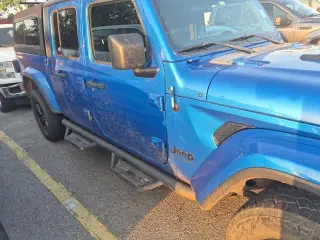 Jeep Gladiator 2021 4x4 Sport 4dr Crew Cab 5.0 ft. SB