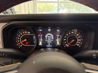 Jeep Gladiator 2024 4x4 Sport 4dr Cabina Doble 5.0 ft. SB