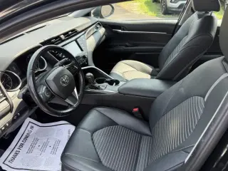 Toyota Camry 2019 SE 4 puertas Sedán