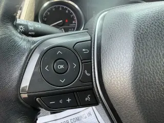 Toyota Camry 2019 SE 4 puertas Sedán