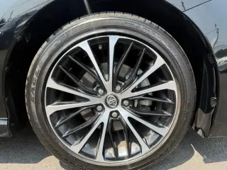 Toyota Camry 2019 SE 4 puertas Sedán