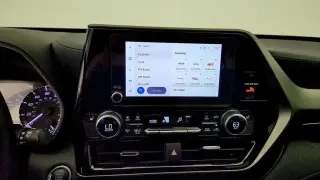 Toyota Highlander 2024 AWD LE SUV 4 puertas