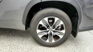 Toyota Highlander 2024 AWD LE SUV 4 puertas