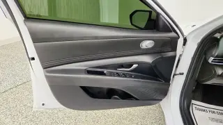 Hyundai ELANTRA 2025 SEL Convenience 4p Sedan