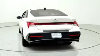 Hyundai ELANTRA 2025 SEL Convenience 4p Sedan