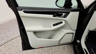 Porsche Macan 2023 AWD T 4p SUV
