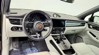 Porsche Macan 2023 AWD T 4p SUV
