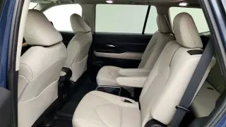 Toyota Grand Highlander 2024 AWD XLE 4 puertas SUV