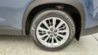 Toyota Grand Highlander 2024 AWD XLE 4 puertas SUV
