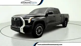 Toyota Tundra 2022 4x4 SR5 4p CrewMax Cab Pickup LB