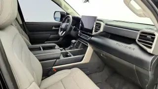 Toyota Tundra 2022 4x4 SR5 4p CrewMax Cab Pickup LB