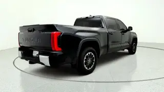 Toyota Tundra 2022 4x4 SR5 4p CrewMax Cab Pickup LB