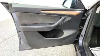 Tesla Model Y 2023 AWD Long Range 4 puertas Crossover