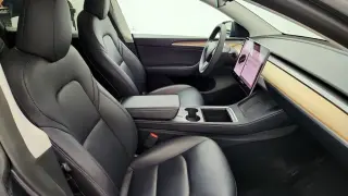 Tesla Model Y 2023 AWD Long Range 4 puertas Crossover
