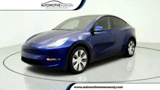 Tesla Model Y 2023 AWD Long Range 4p Crossover