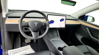 Tesla Model Y 2023 AWD Long Range 4p Crossover