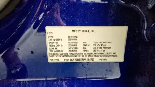 Tesla Model Y 2023 AWD Long Range 4p Crossover