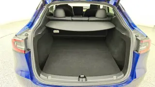 Tesla Model Y 2023 AWD Long Range 4p Crossover