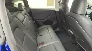 Tesla Model Y 2023 AWD Long Range 4p Crossover