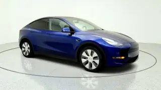 Tesla Model Y 2023 AWD Long Range 4p Crossover