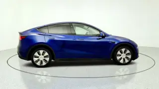 Tesla Model Y 2023 AWD Long Range 4p Crossover