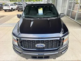 Ford F-150 2023 4x4 XL 4p SuperCrew 5.5 ft. SB