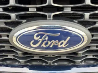 Ford F-150 2023 4x4 XL 4p SuperCrew 5.5 ft. SB