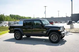 Jeep Gladiator 2020 4x4 Overland 4p Cabillaje de Tripulante 5.0 ft. CA