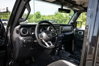 Jeep Gladiator 2020 4x4 Overland 4p Cabillaje de Tripulante 5.0 ft. CA