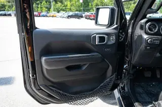 Jeep Gladiator 2020 4x4 Overland 4p Cabillaje de Tripulante 5.0 ft. CA