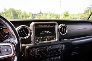 Jeep Gladiator 2020 4x4 Overland 4p Cabillaje de Tripulante 5.0 ft. CA