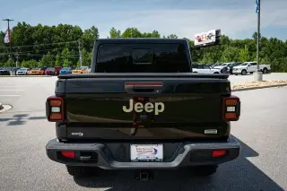 Jeep Gladiator 2020 4x4 Overland 4p Cabillaje de Tripulante 5.0 ft. CA