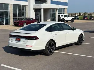Honda Accord Híbrido 2025 Deportivo Sedán 4 puertas