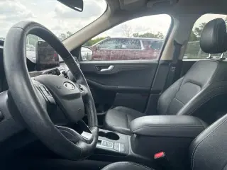 Ford Escape 2020 AWD Titanium 4p SUV