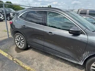 Ford Escape 2020 AWD Titanium 4p SUV