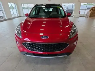 Ford Escape 2022 AWD Titanium 4p SUV