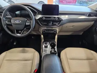 Ford Escape 2022 AWD Titanium 4p SUV