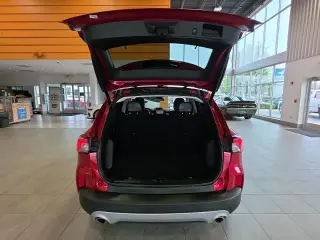 Ford Escape 2022 AWD Titanium 4p SUV