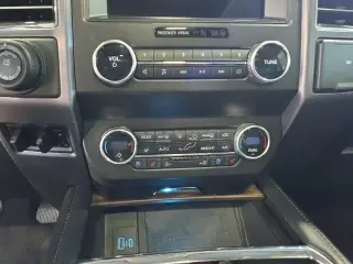 Ford Expedition 2020 4x4 Platinum 4p SUV