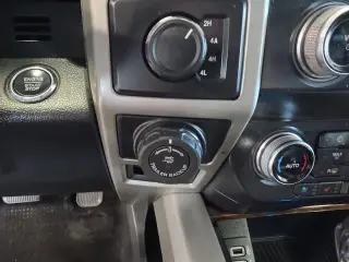 Ford F-150 2019 4x4 Lariat 4 puertas SuperCrew 5,5 pies BA