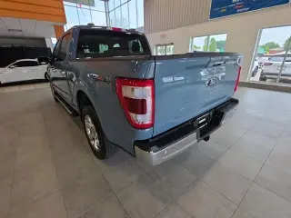 Ford F-150 2023 4x4 Lariat 4 puertas SuperCrew 5.5 pies SB
