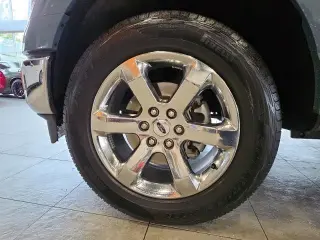 Ford F-150 2023 4x4 Lariat 4 puertas SuperCrew 5.5 pies SB