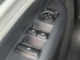 Ford Mustang 2024 EcoBoost Premium 2p Conversión