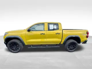 Chevrolet Colorado 2023 4x4 Trail Boss 4p. Cabina Doble 5 pies. BA