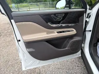 Lincoln Corsair 2022 AWD Estándar 4p SUV