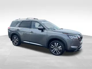 Nissan Pathfinder 2025 Platinum 4 puertas SUV