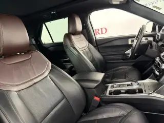 Ford Explorer 2023 AWD Platinum 4p SUV