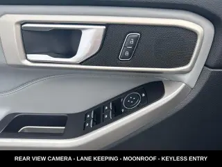 Ford Explorer 2023 AWD XLT 4dr SUV